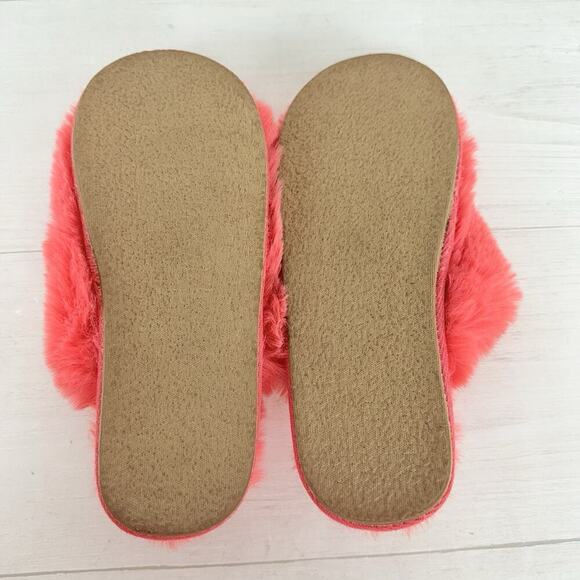 Anthropologie Sadie Fuzzy Faux Fur Slippers Size S/M‎ (Fits 6-7) Coral Pink Cozy - Picture 9 of 12